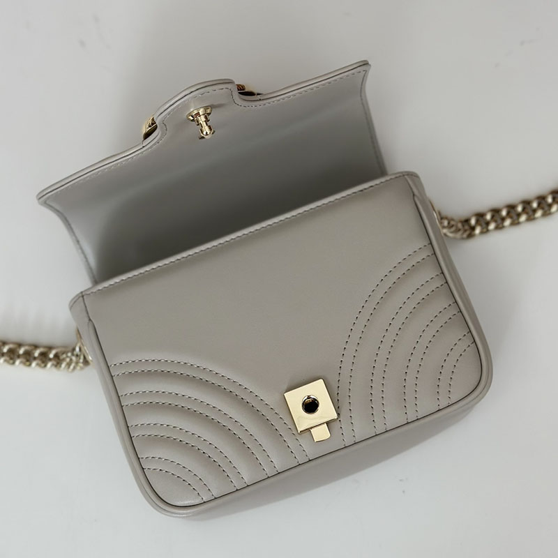 グッチ バッグ 人気 GUCCI GGマーモント ミニ トップハンドルバッグ 811238 AAECK 1712 ライトグレー グッチ ミニバッグ アウトレット - 画像 (3)