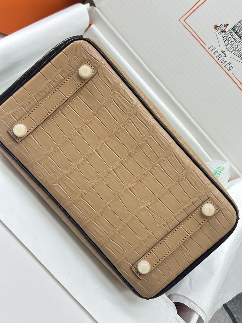 人気色 H品 エルメス バーキン25 パーソナル チャイ/黒 ブラック クロコダイル アリゲーターマット ゴールド金具 2517845 バーキン25 クロコ 定価 - 画像 (7)