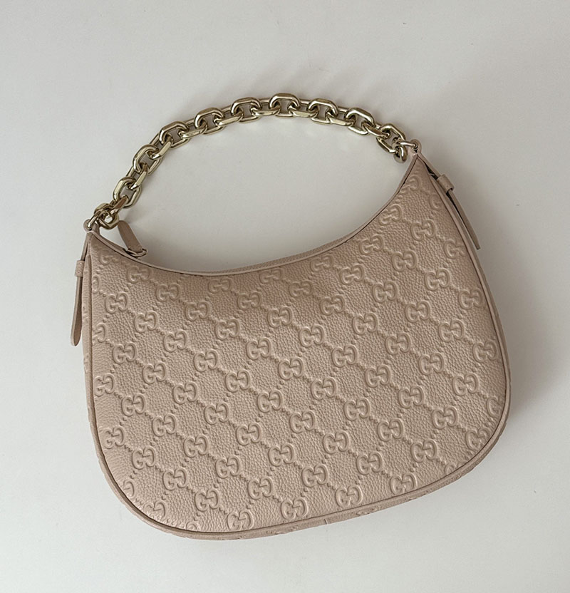グッチ バッグ 人気 GUCCI GG EMBLEM MEDIUM SHOULDER BAG 820453 AAEEM 6802 ライトピンク グッチ アフロディーテ 口コミ - 画像 (6)