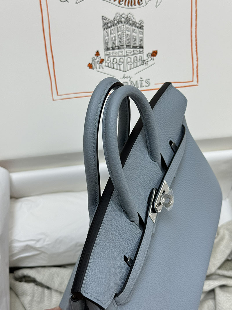 人気色 H品 エルメス バーキン25 ヴェルソ ブルーラン/ベージュドゥワイマール トゴ シルバー金具 2517860 バーキン ヴェルソ 定価 - 画像 (7)