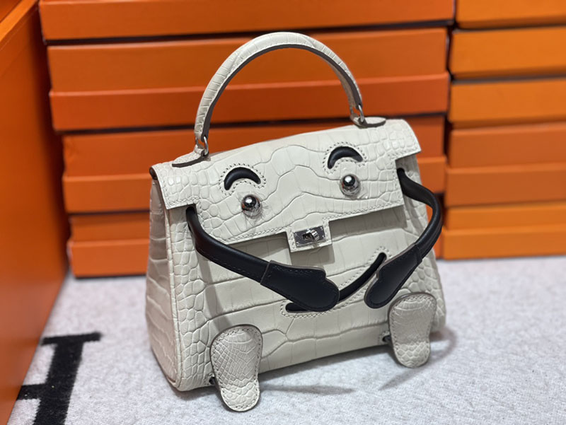 ケリードール バッグ 定価