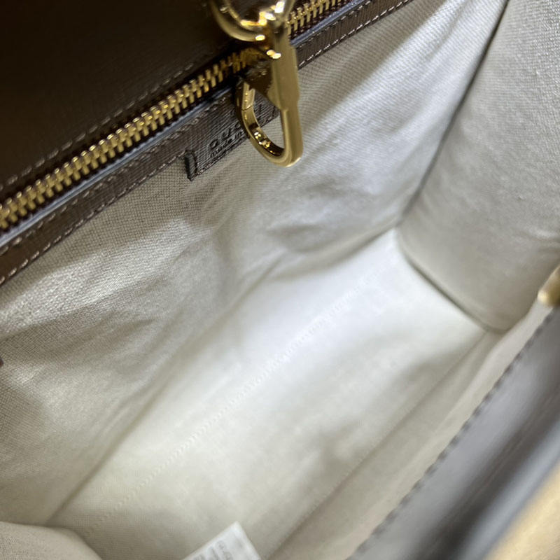 グッチ バッグ 人気 GUCCI インターロッキングG付き トートバッグ 723308 92THG 8563 ベージュ&ダークブラウン グッチ トートバッグ メンズ - 画像 (2)