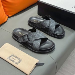 グッチ キャンバスサンダル