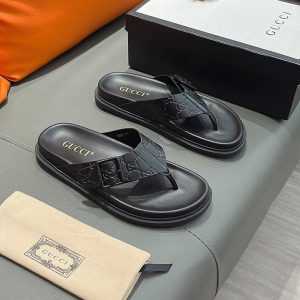 グッチアディダスサンダル