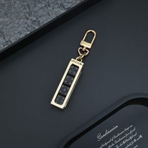 ルイヴィトン キーリング 使い方