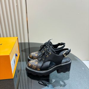 ルイヴィトン 靴 新作