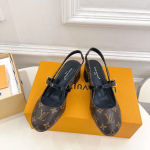 しまむら パンプス 900円