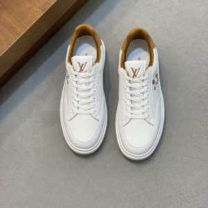 カジュアルスーツ メンズ 靴