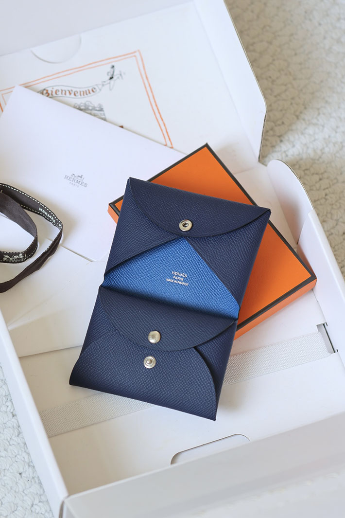 エルメス カルヴィ 定価