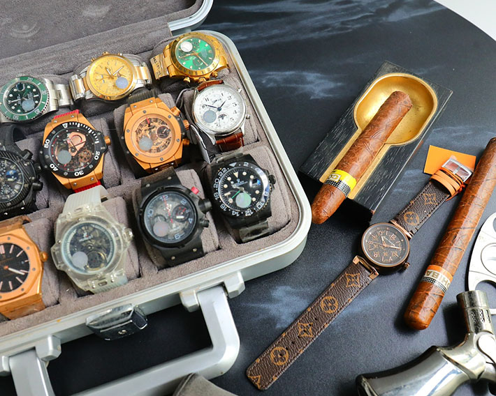 最高級ルイヴィトンスーパーコピー ルイヴィトン時計コピー Tambour MM Monogram タンブール MM モノグラム QA138Z - 画像 (2)