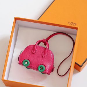 ボリード チャーム 定価