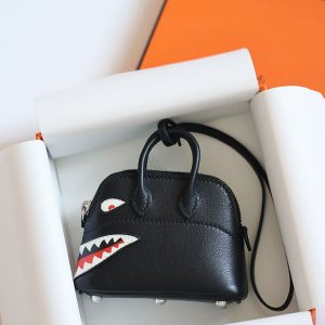 ボリード シャーク チャーム 定価