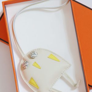 エルメス バッグチャーム 定価