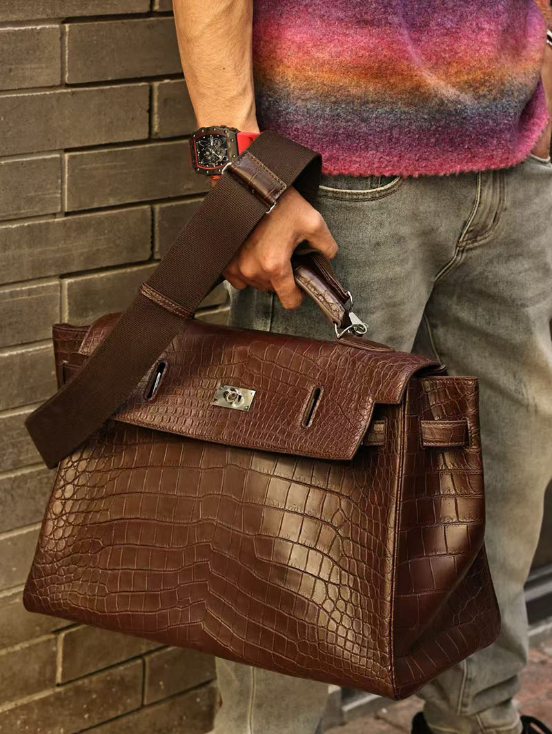 エルメス メンズ バッグ 人気 HERMES ケリー 42cm 内縫い アバンヌ クロコダイル アリゲーターマット シルバー金具 2519453 - 画像 (9)