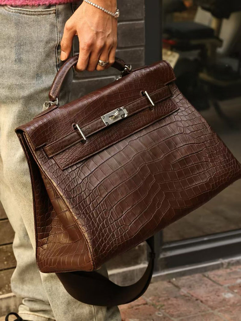 エルメス メンズ バッグ 人気 HERMES ケリー 42cm 内縫い アバンヌ クロコダイル アリゲーターマット シルバー金具 2519453 - 画像 (7)