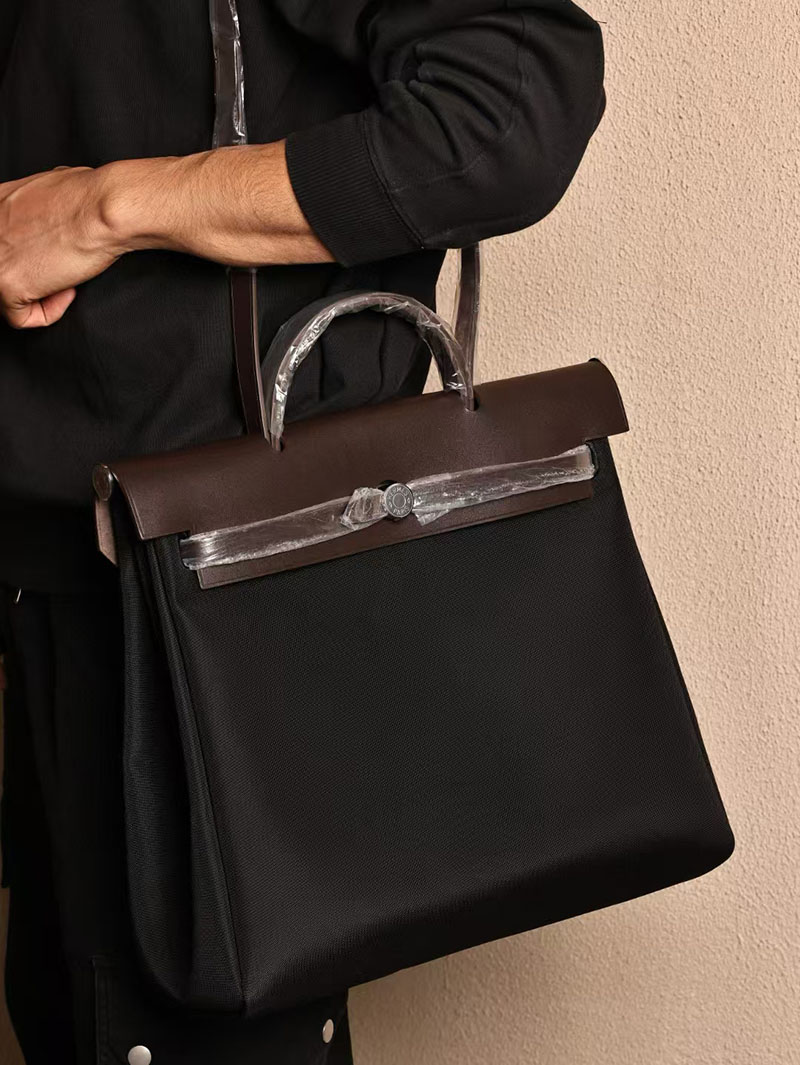 エルメス エールバッグ 39 エベンヌ/黒 ブラック トワルミリタリー/ヴァッシュハンター シルバー金具 2519477 エルメス メンズバッグ 人気 - 画像 (7)