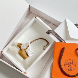 バディチャーム 定価