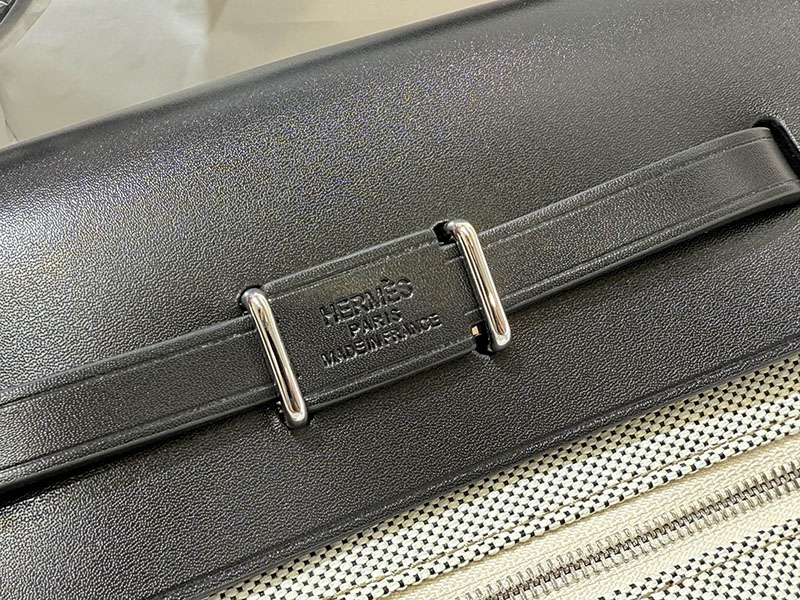 エルメス エールバッグジップ ミニ 黒 ブラック トワルアッシュ シルバー金具 2519499 エールバッグ 定価 - 画像 (8)
