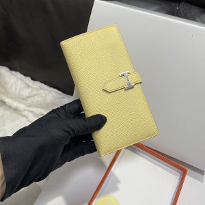 エルメス ベアンスフレ 定価