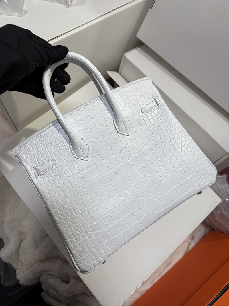エルメス バッグクロコ エルメス バーキン25 白 ホワイト クロコダイル アリゲーターマット シルバー金具 2519522 - 画像 (7)