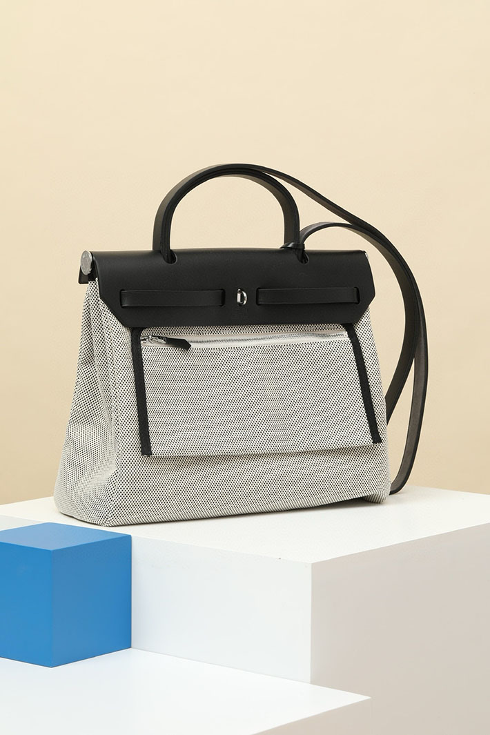 エルメス エールバッグジップ 31 PM 黒 ブラック トワルアッシュ シルバー金具 2518534 エールバッグジップ 定価 - 画像 (8)