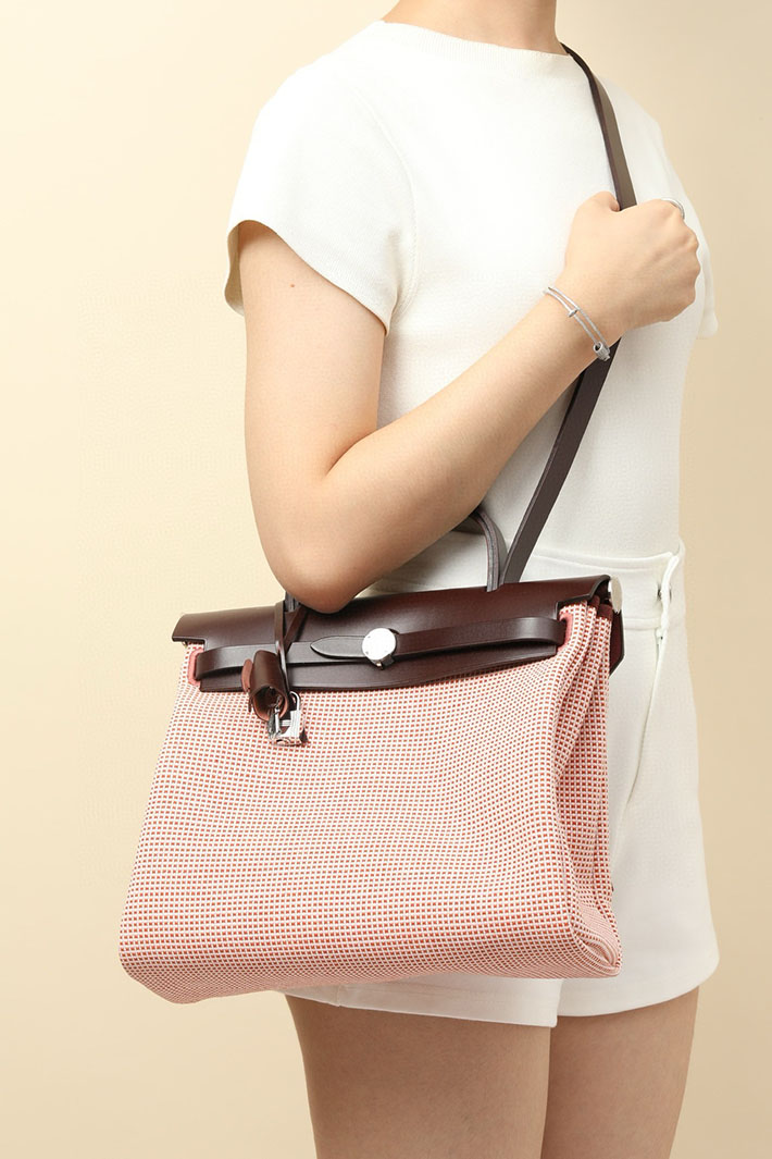 エルメス エールバッグジップ 31 PM ルージュセリエ トワルアッシュ シルバー金具 2518537 エールバッグジップ31 定価 - 画像 (2)
