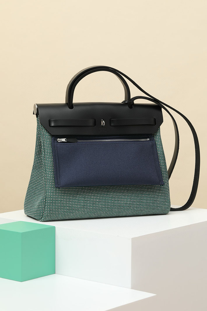 エルメス エールバッグジップ 31 PM ブルーニュイ/ブラック トワルアッシュ シルバー金具 2518539 エールバッグジップ31 定価 - 画像 (8)
