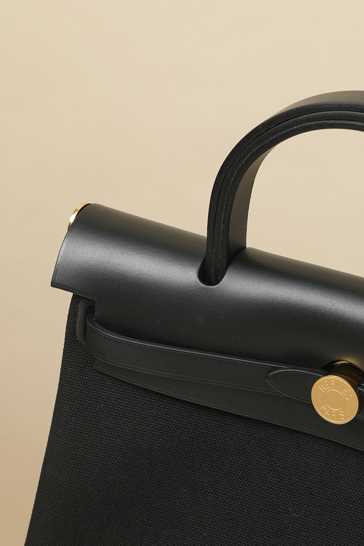 エルメス エールバッグジップ 31 PM 黒 ブラック トワルアッシュ ゴールド金具 2518544 エルメス エールバッグジップ31 - 画像 (7)