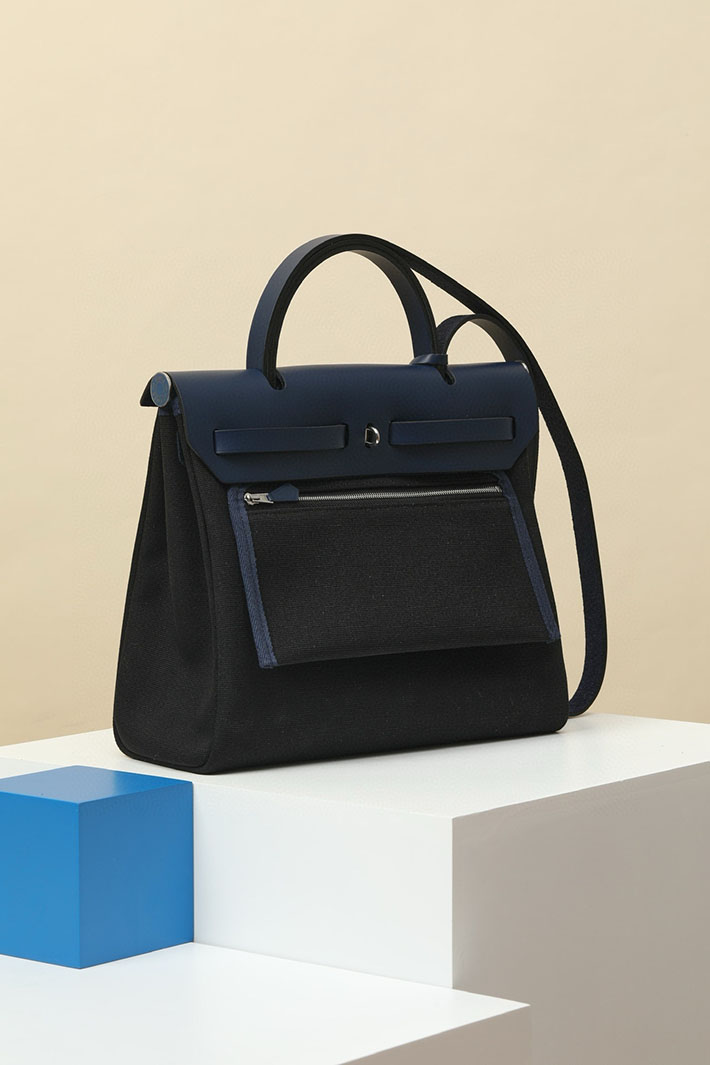 エルメス エールバッグジップ 31 PM 黒 ブラック/ブルーサフィール トワルアッシュ シルバー金具 2518545 エルメス エールバッグジップ31 - 画像 (8)