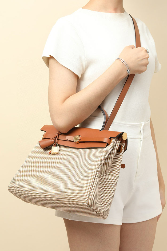 エルメス エールバッグジップ 31 PM マイス トワルアッシュ ゴールド金具 2518548 エルメス エールバッグジップ31 - 画像 (2)