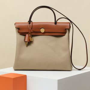 エルメス エールバッグ 使いにくい