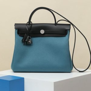 エルメス エールバッグ 使いにくい