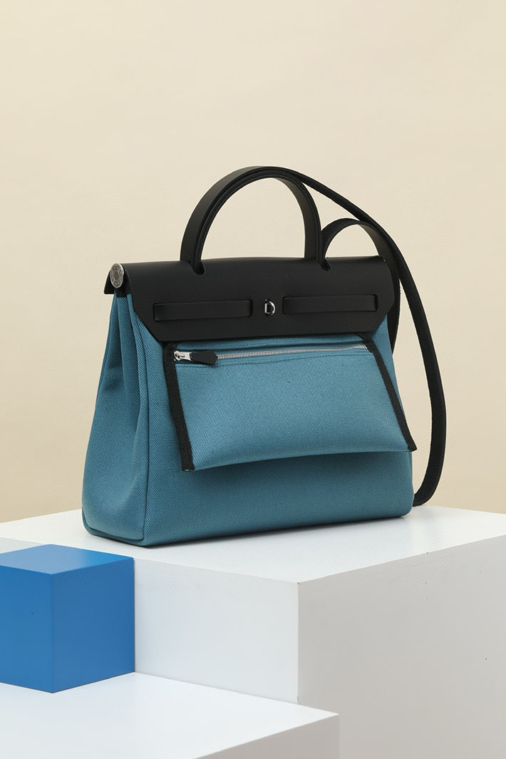 エルメス エールバッグジップ 31 PM ニューブルージーン/黒 ブラック トワルアッシュ シルバー金具 2518553 エルメス エールバッグ 使いにくい - 画像 (8)