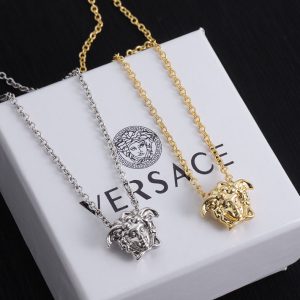 ヴェルサーチ ネックレス メンズ