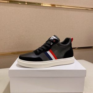 スニーカー メンズ 40代