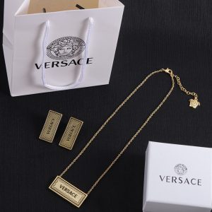 ヴェルサーチ アウトレット ネックレス