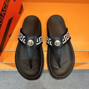 メンズサンダル ブランド
