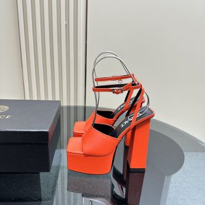 ヴェルサーチ 靴 レディース