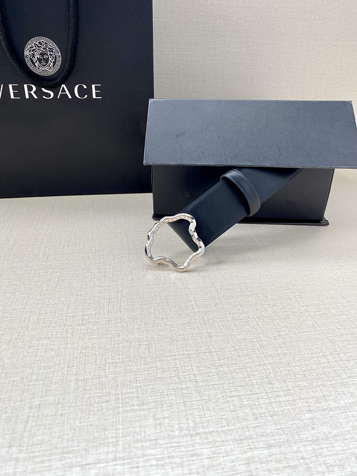 最高級ヴェルサーチェスーパーコピー ヴェルサーチェベルトコピー ネイビー 40MM シルバー金具 2518816 ヴェルサーチ ベルト アウトレット - 画像 (2)