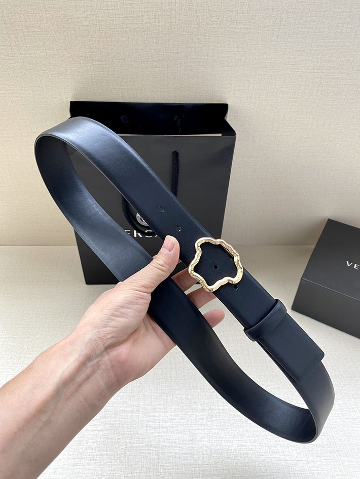 最高級ヴェルサーチェスーパーコピー ヴェルサーチェベルトコピー ネイビー 40MM ゴールド金具 2518818 ヴェルサーチ ベルト アウトレット - 画像 (5)