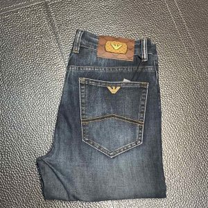 デニムパンツ メンズ ブランド