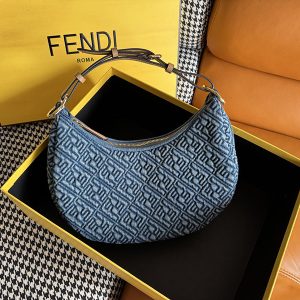 フェンディ デニムバッグ