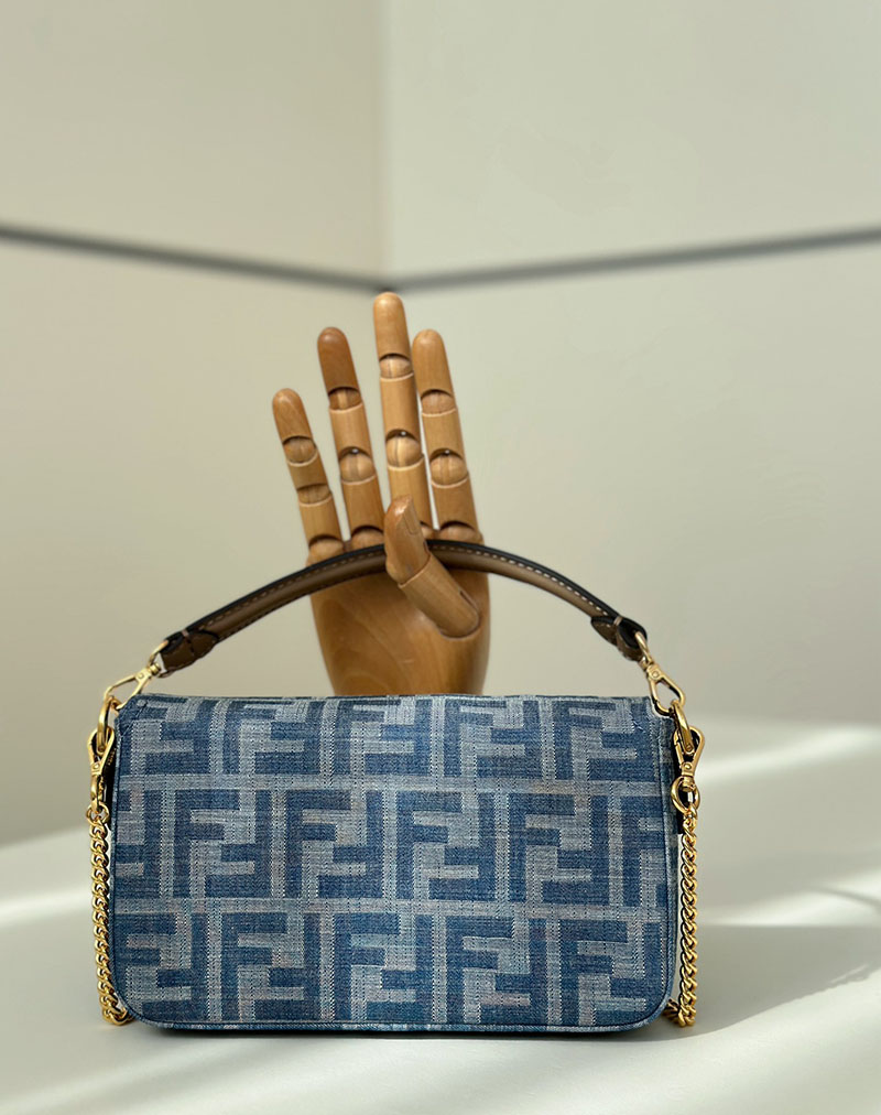 フェンディ 人気バッグ FENDI MAY DROP BAGUETTE FFモチーフ デニム風 ミニバッグ 8BS017AS3FF1PLM - 画像 (8)