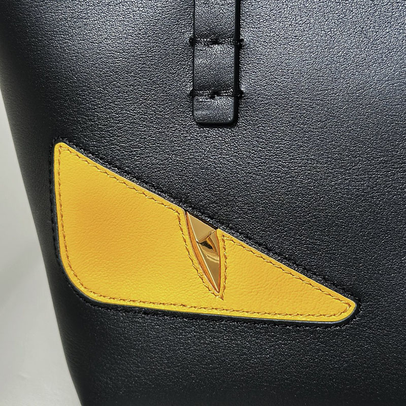 フェンディ 人気バッグ FENDI ロール ミニ ニューイヤー コレクション ブラックレザー ミニバッグ 8BS096ATXUF1QIO - 画像 (6)