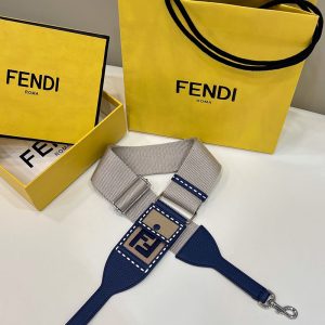 fendi ストラップユー ミニ