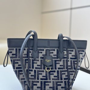 fendi ショルダーバッグ アウトレット