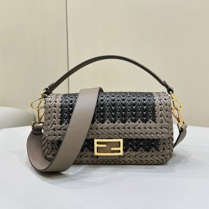 フェンディ バゲット 古い