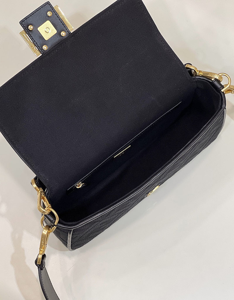 フェンディ 人気バッグ FENDI バゲット ブラックFFキャンバス バッグ 8BR600AMCDF1CFJ - 画像 (2)