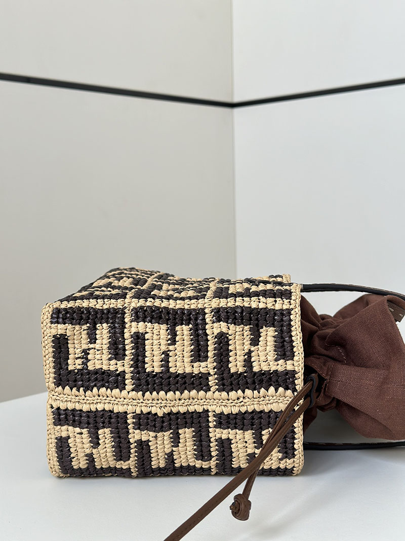 フェンディ 人気バッグ FENDI ロール スモール ブラウンFFラフィア クロシェ スリム クラッチ付きトートバッグ 8BH424AS3BF1PII - 画像 (9)