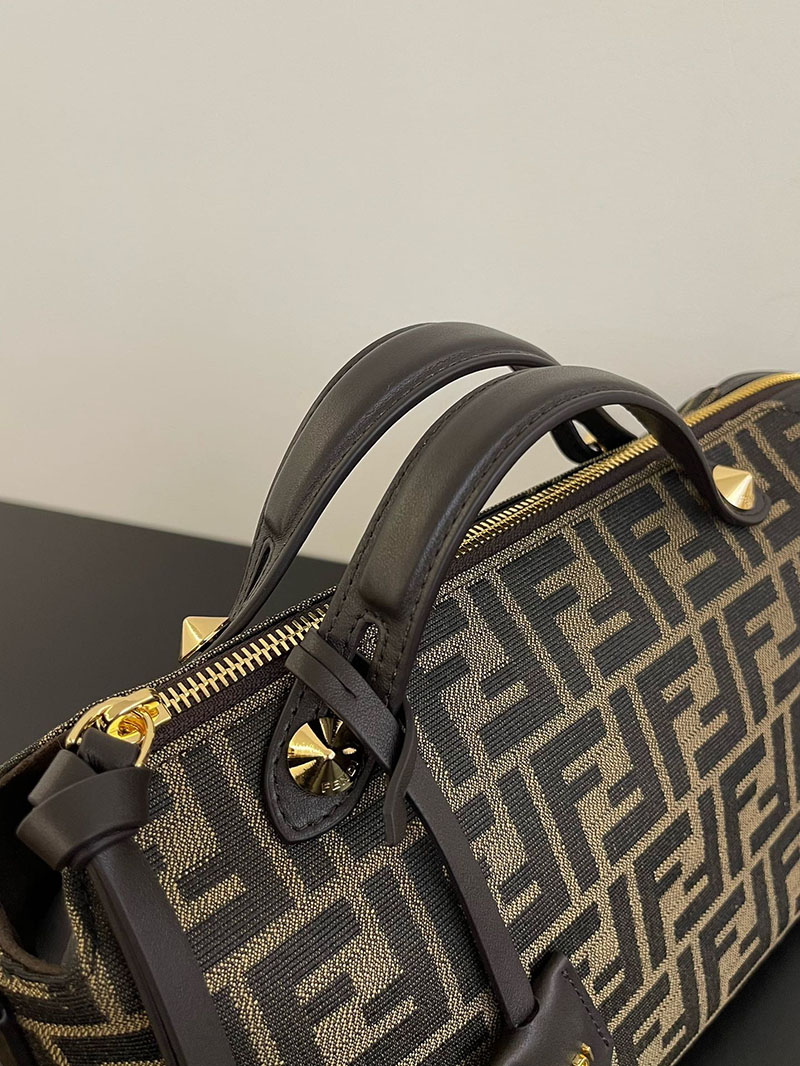 フェンディ 人気バッグ FENDI バイ ザ ウェイ ソフト ミディアム ブラウンFFジャカードファブリック バッグ 8BL155AFPMF1GL7 - 画像 (8)